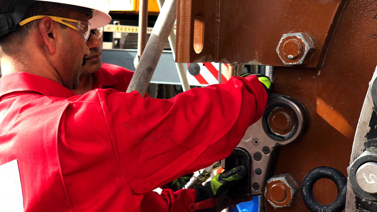 pressure testing valv