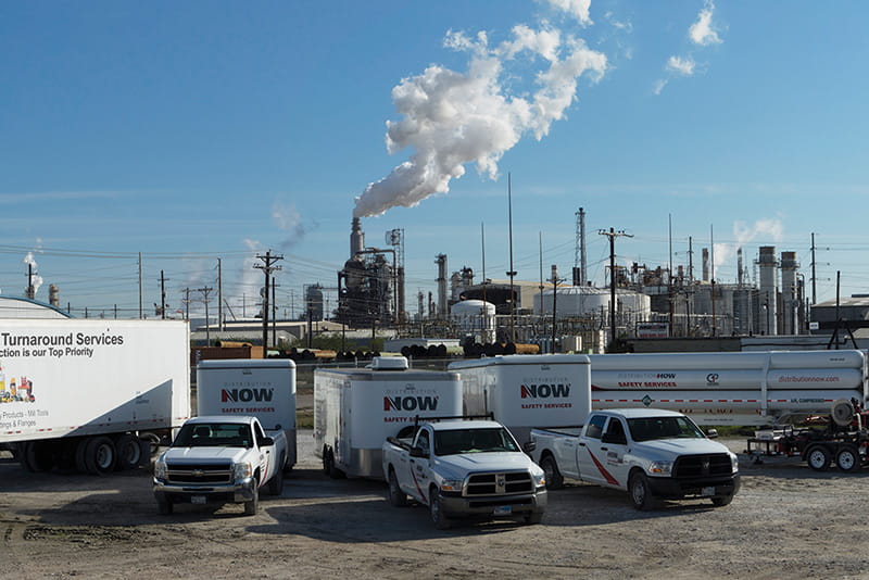 DNOW Safety Services at refinery during a turnaround operation DNOW Safety Services at refinery during a turnaround operation